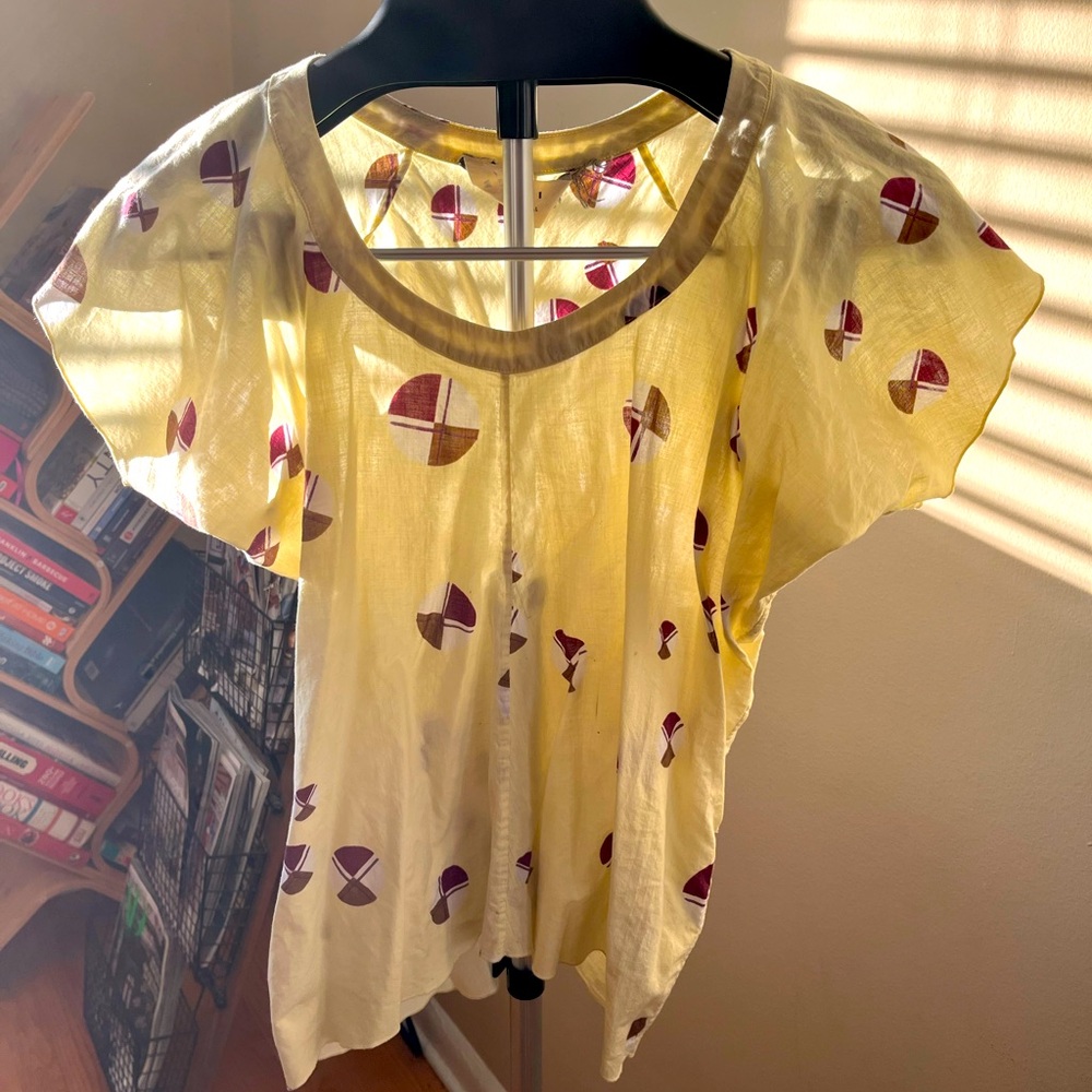 Marni size 44 cut on cross top